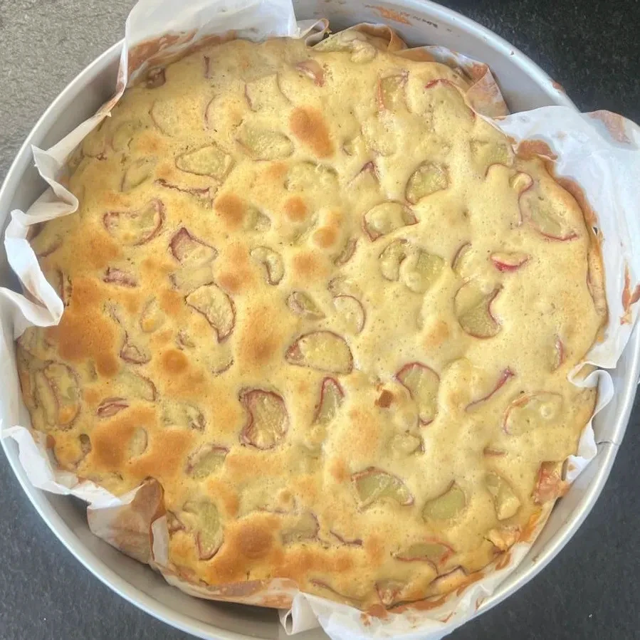 Der Kuchen nach dem Vorbacken, noch ohne Baiser